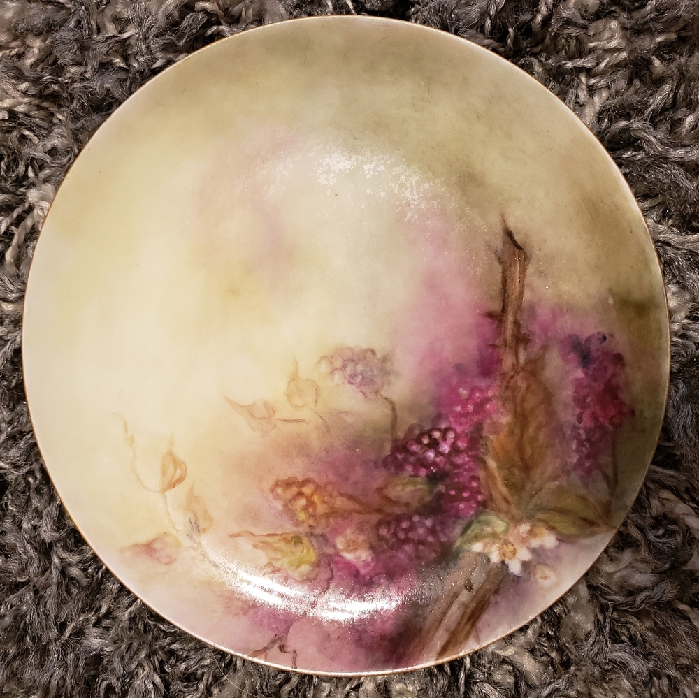 Decorative fruit plate 7.5"